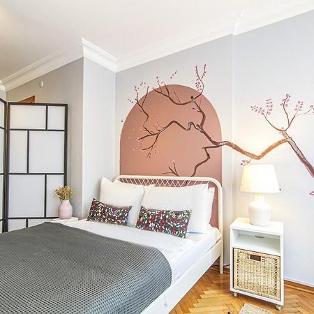 Gorgeous Flat With Lovely Balcony In Nisantasi Istambul Extérieur photo